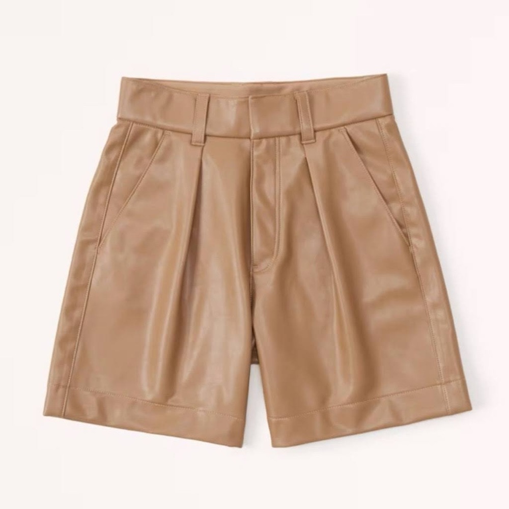 Abercrombie 6 Inch Vegan Leather Tailored Shorts